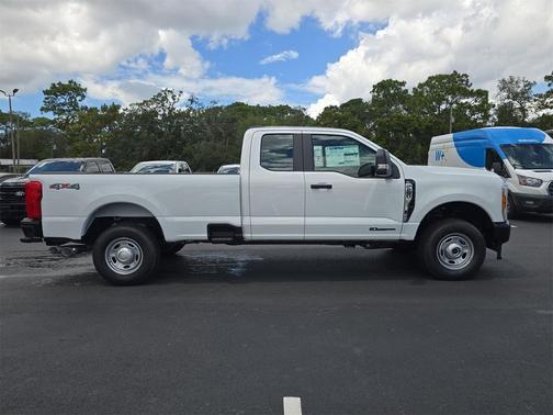 2025 Ford F-250 XL