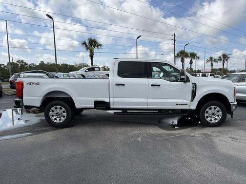 OXFORD WHITE 2024 Ford F-250 XLT
