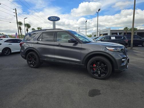 2023 Ford Explorer ST