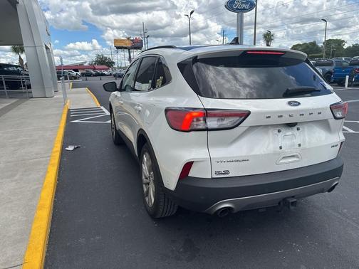 2021 Ford Escape Titanium