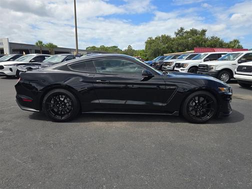 2020 Ford Shelby GT350 Base