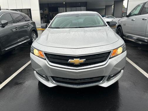 Silver Ice Metallic 2019 Chevrolet Impala 1LS