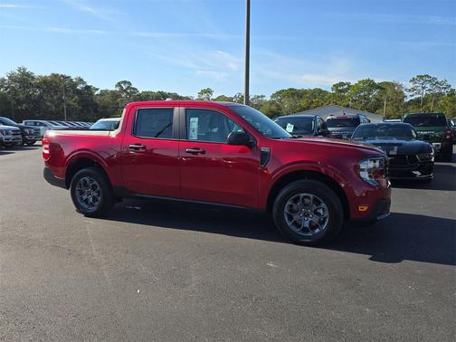 2025 Ford Maverick XLT