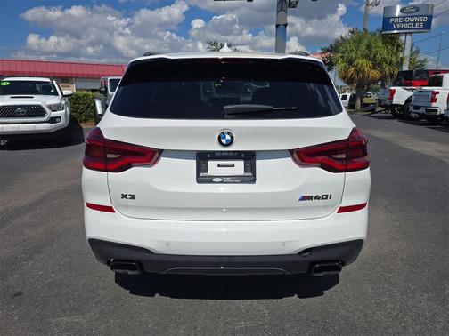 2021 BMW X3 M40i