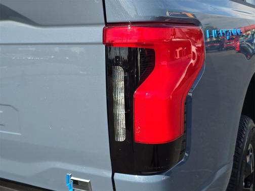 2023 Ford F-150 Lightning XLT