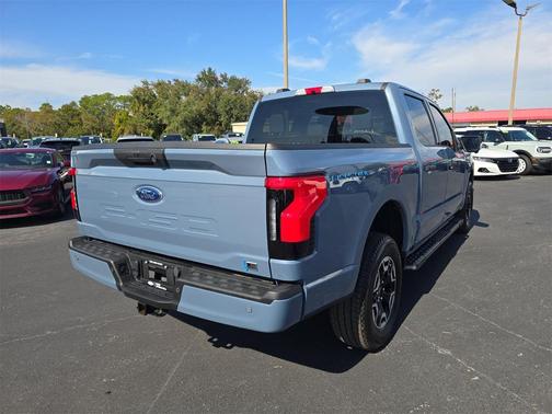 2023 Ford F-150 Lightning XLT