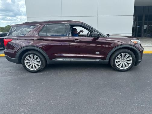 2022 Ford Explorer King Ranch