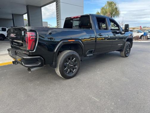 2025 GMC Sierra 2500 AT4