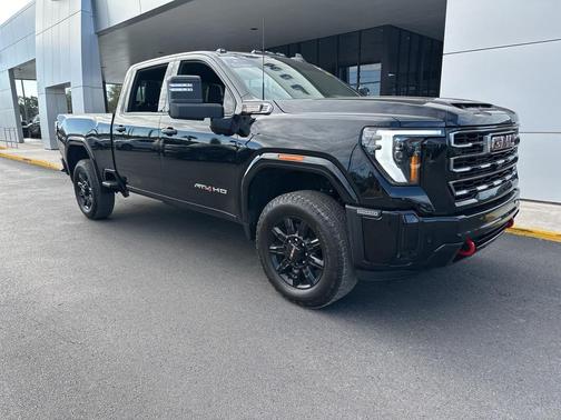 2025 GMC Sierra 2500 AT4