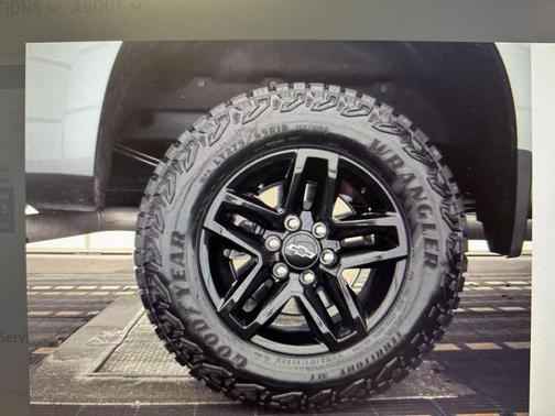 2025 Chevrolet Silverado 1500 Custom Trail Boss