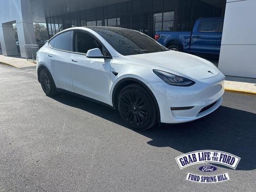 2021 Tesla Model Y Standard Range Rear-Wheel Drive