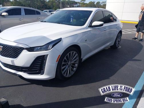 2022 Cadillac CT5 Premium Luxury