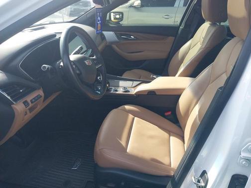 2022 Cadillac CT5 Premium Luxury