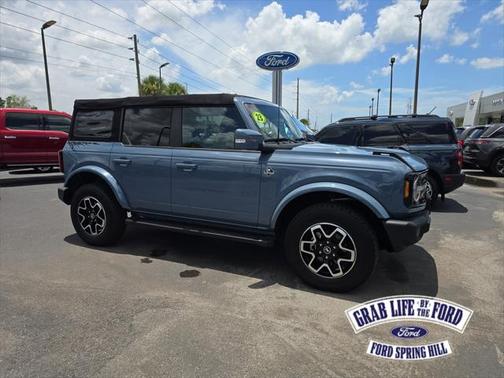 2023 Ford Bronco Outer Banks