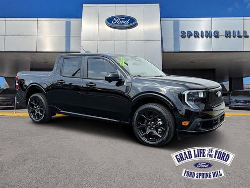 SHADOW BLACK 2025 Ford Maverick Lobo