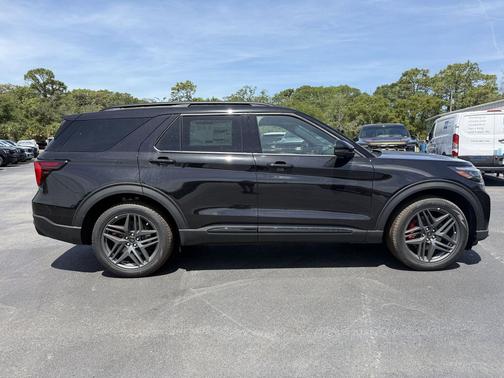 AGATE BLACK METALLIC 2026 Ford Explorer ST