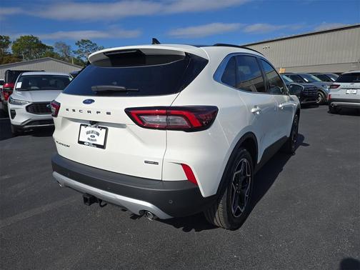 2026 Ford Escape Platinum