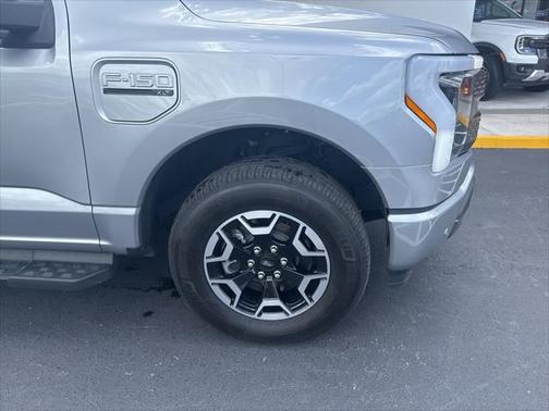 2023 Ford F-150 Lightning XLT