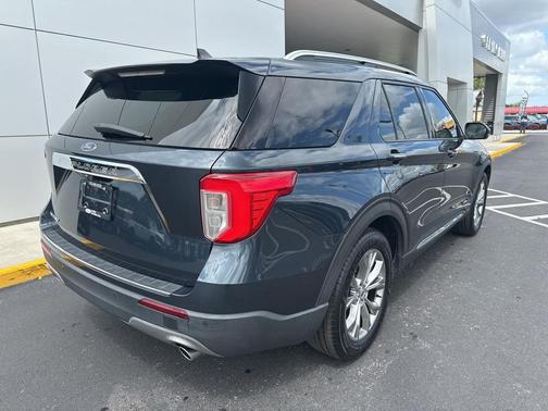 2022 Ford Explorer Limited