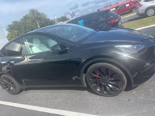 2021 Tesla Model Y Performance Dual Motor All-Wheel Drive