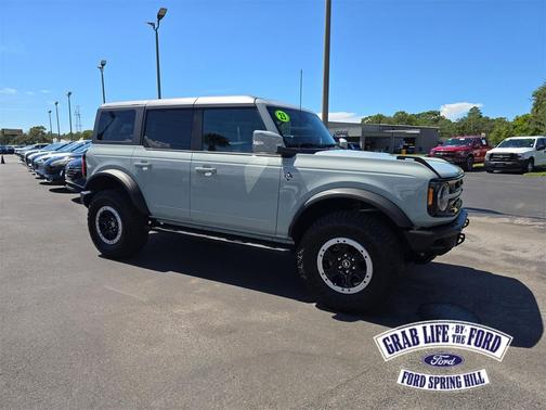 2023 Ford Bronco Outer Banks