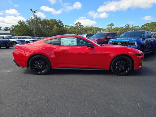 2025 Ford Mustang EcoBoost