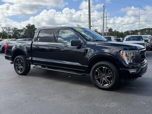 AGATE BLACK METALLIC 2022 Ford F-150 XLT