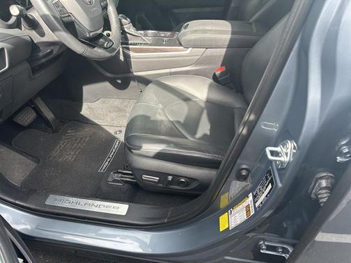 2020 Toyota Highlander Limited