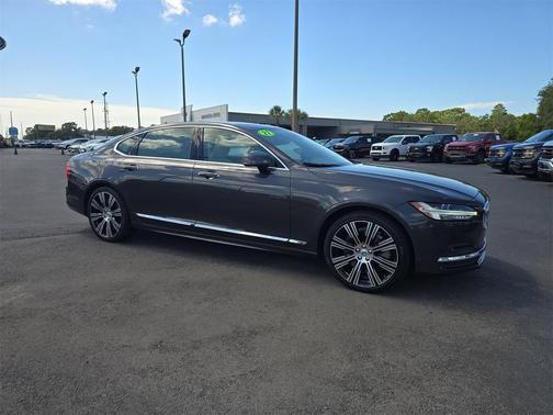 2022 Volvo S90 B6 Inscription