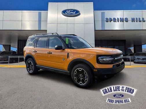 ORANGE FURY METALLIC TRI-COAT 2026 Ford Bronco Sport Outer Banks