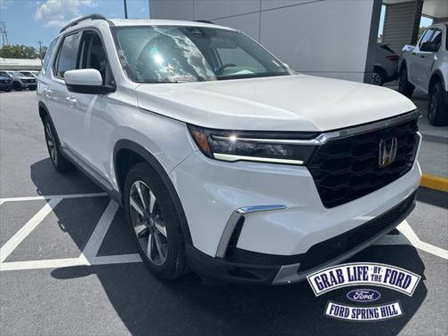 2024 Honda Pilot Touring 8-Passenger