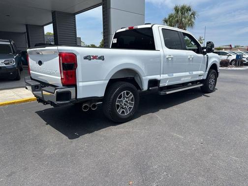 OXFORD WHITE 2025 Ford F-250 Lariat