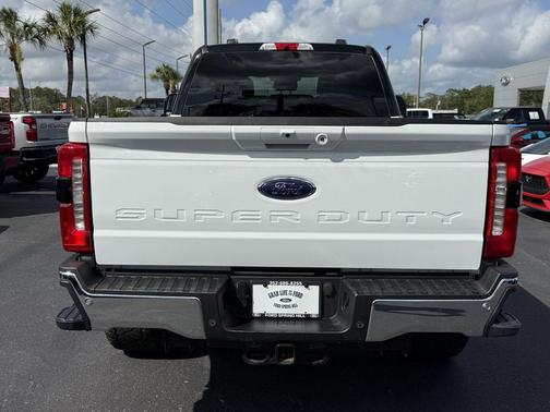 OXFORD WHITE 2025 Ford F-250 Lariat