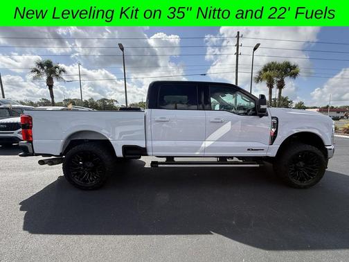 OXFORD WHITE 2025 Ford F-250 Lariat