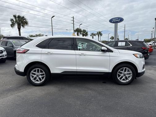 STAR WHITE 2024 Ford Edge SEL