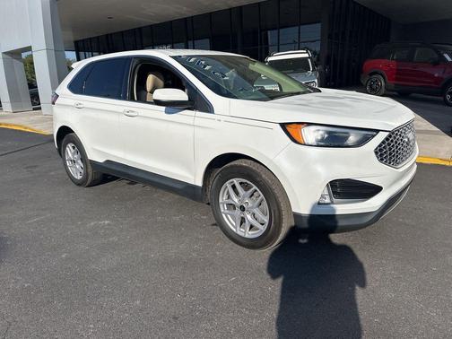 STAR WHITE 2024 Ford Edge SEL