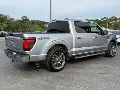 ICONIC SILVER METALLIC 2025 Ford F-150 XLT