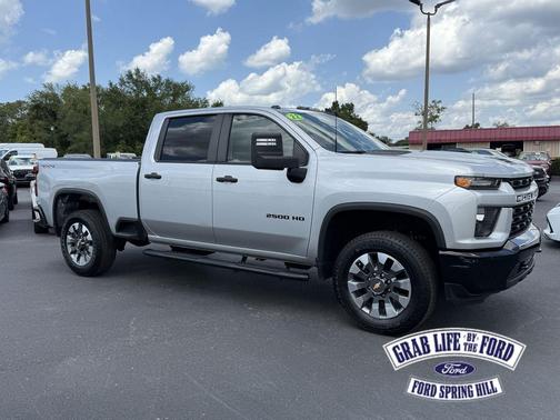 Silver Ice Metallic 2022 Chevrolet Silverado 2500 Custom
