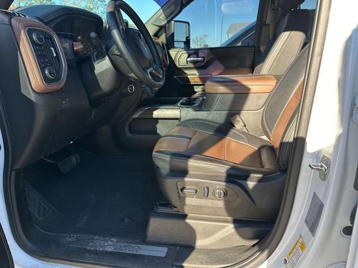 2023 Chevrolet Silverado 3500 High Country