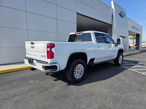 2023 Chevrolet Silverado 3500 High Country