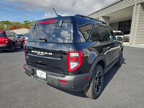 SHADOW BLACK 2025 Ford Bronco Sport Outer Banks