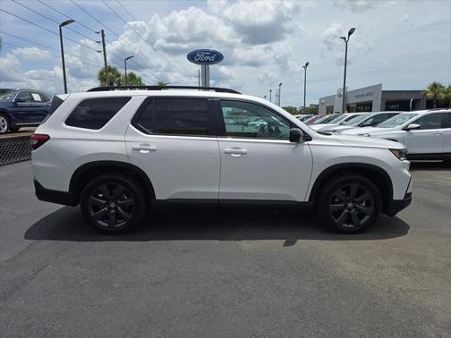 2024 Honda Pilot Sport