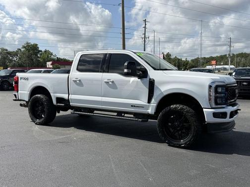 OXFORD WHITE 2025 Ford F-250 Lariat