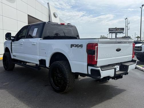 OXFORD WHITE 2025 Ford F-250 Lariat