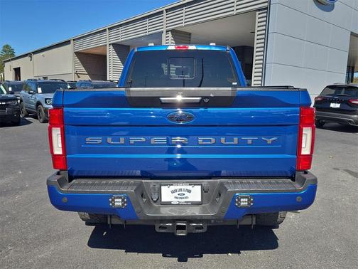 2022 Ford F-250 Lariat