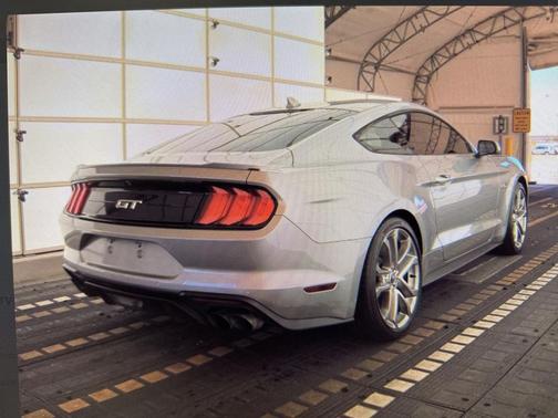 2021 Ford Mustang GT Premium