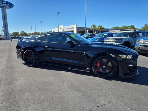 2020 Ford Shelby GT500 Base