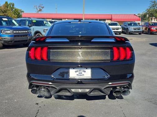 2020 Ford Shelby GT500 Base