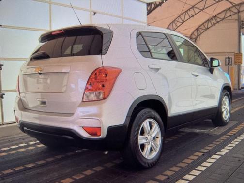 2022 Chevrolet Trax LS