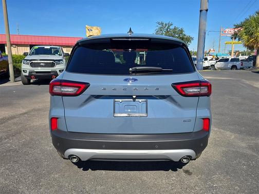 2024 Ford Escape PHEV SE